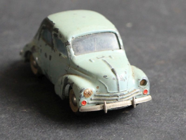 Tekno Renault 4 CV 1958 DieCast Model (9129)